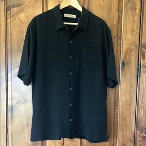 Men's Black Short Sleeve Tommy Bahama Shirt